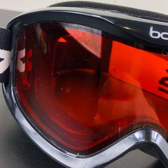 Bolle Mojo Vermillion Lens Snow Goggles - Picture 2 of 6